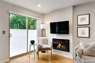12010 31st Ave NE, Seattle, WA 98125 - Photo 8