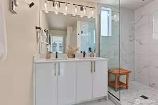 2429 NW 64th St, Seattle, WA 98107 - Photo 24