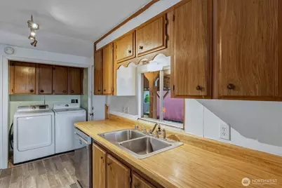 4400 Ocean Beach Highway #33, Longview, WA 98632 - Photo 12