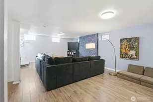8012 25th Ave NW, Seattle, WA 98117 - Photo 24