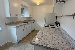 13702 Densmore Ave N, Seattle, WA 98133 - Photo 14