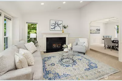 4718 191st Place NE, Sammamish, WA 98074 - Photo 4