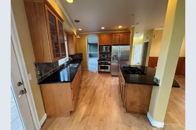 601 Bronson Place NE, Renton, WA 98056 - Photo 10