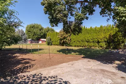 64 N James Avenue, East Wenatchee, WA 98802 - Photo 14