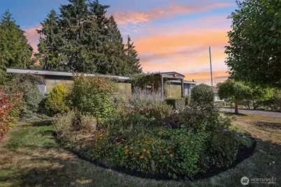 2917 227th Street SW, Brier, WA 98036 - Photo 2