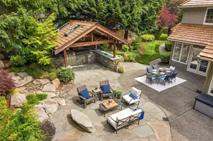 22008 NE 66th Pl, Redmond, WA 98053 - Photo 10