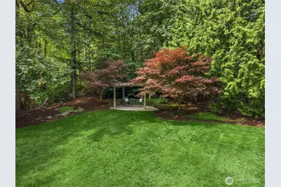 22008 NE 66th Place, Redmond, WA 98053 - Photo 34