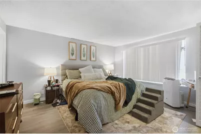 3600 25th Avenue W, Seattle, WA 98199 - Photo 10