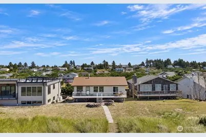34309 G St, Ocean Park, WA 98640 - Photo 8
