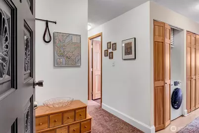 1001 Queen Anne Avenue N #401, Seattle, WA 98109 - Photo 4