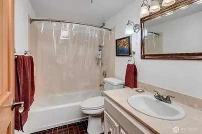 1001 Queen Anne Avenue N #401, Seattle, WA 98109 - Photo 20