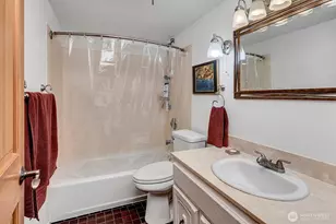 1001 Queen Anne Ave N, Seattle, WA 98109 - Photo 20