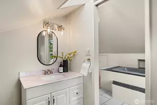 1736 Palm Ave SW, Seattle, WA 98116 - Photo 22