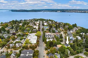 1736 Palm Ave SW, Seattle, WA 98116 - Photo 34