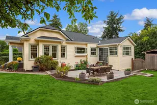 1736 Palm Ave SW, Seattle, WA 98116 - Photo 2