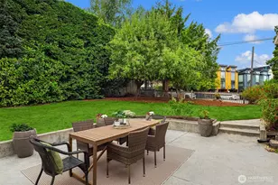 1736 Palm Ave SW, Seattle, WA 98116 - Photo 16