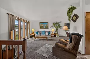 717 12th St NE, East Wenatchee, WA 98802 - Photo 4