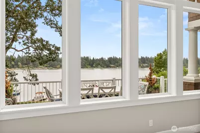 11621 Gravelly Lake Drive SW, Lakewood, WA 98499 - Photo 10