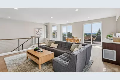 8710 112th Avenue NE, Kirkland, WA 98033 - Photo 14
