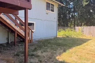 1306 Sherwood Ct E, Tacoma, WA 98445 - Photo 2