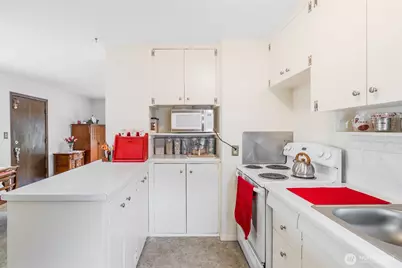 2703 Maple Street, Bremerton, WA 98310 - Photo 8