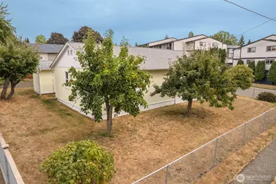 2703 Maple Street, Bremerton, WA 98310 - Photo 22