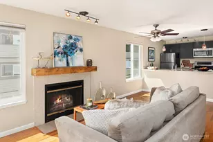 10329 Meridian Ave N, Seattle, WA 98133 - Photo 8