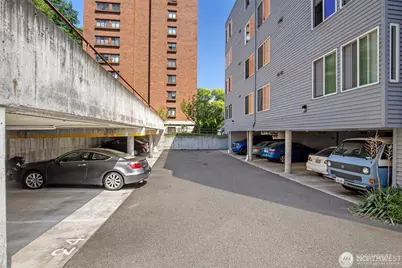 10329 Meridian Avenue N #202, Seattle, WA 98133 - Photo 18