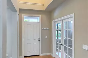 18947 NE 68th St, Redmond, WA 98052 - Photo 2
