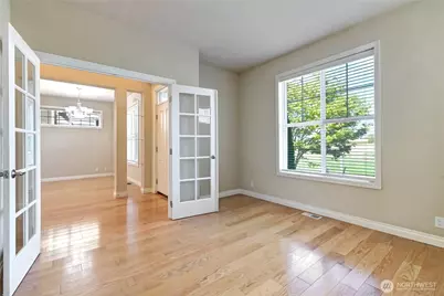 18947 NE 68th Street, Redmond, WA 98052 - Photo 4