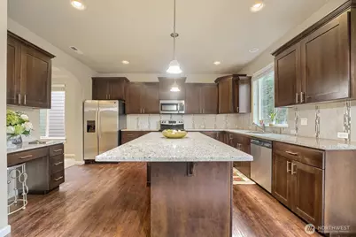 537 NE Queen Avenue, Renton, WA 98056 - Photo 8