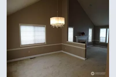 4627 SW 328th Place, Federal Way, WA 98023 - Photo 2