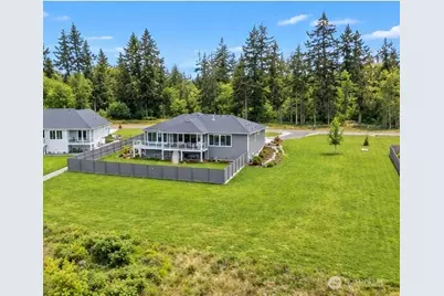 1409 Village Heights Place, Camano Island, WA 98282 - Photo 28