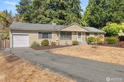 18521 36th Place NE, Lake Forest Park, WA 98155 - Photo 2
