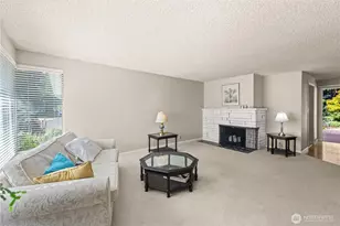 18521 36th Pl NE, Lake Forest Park, WA 98155 - Photo 4