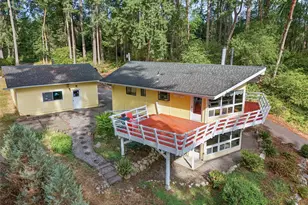 10006 Eagle Pl, Anderson Island, WA 98303 - Photo 4