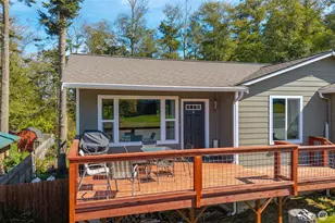 2348 Happy Ln, Oak Harbor, WA 98277 - Photo 4
