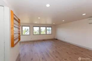 1127 E 6th St, Port Angeles, WA 98362 - Photo 14