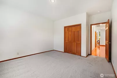 17522 SE 186th Way, Renton, WA 98058 - Photo 16