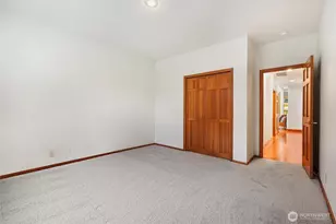 17522 SE 186th Way, Renton, WA 98058 - Photo 16