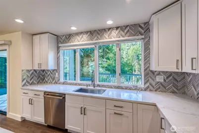 14129 229th Drive SE, Issaquah, WA 98027 - Photo 16