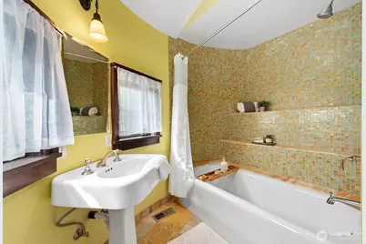 6238 25th Avenue NE, Seattle, WA 98115 - Photo 16