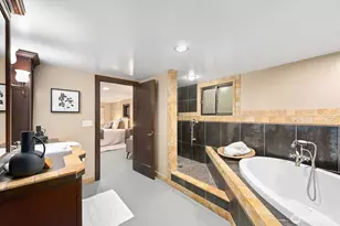 6238 25th Ave NE, Seattle, WA 98115 - Photo 24