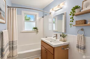 1768 Alki Ave SW, Seattle, WA 98116 - Photo 12