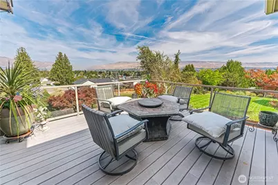 1506 Anton, Wenatchee, WA 98801 - Photo 8