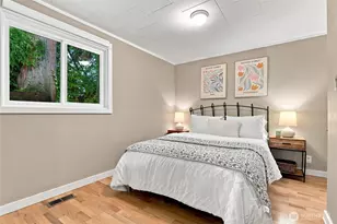 2110 N 86th St, Seattle, WA 98103 - Photo 14