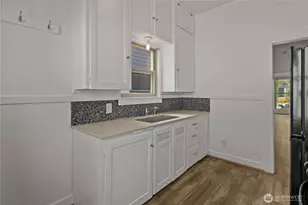 6620 Carleton Ave S, Seattle, WA 98108 - Photo 16
