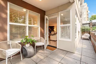 10045 NE 1st St, Bellevue, WA 98004 - Photo 6