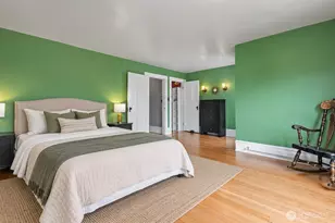 1921 44th Ave SW, Seattle, WA 98116 - Photo 16