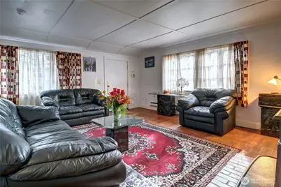 1216 N 103rd Street, Seattle, WA 98133 - Photo 2